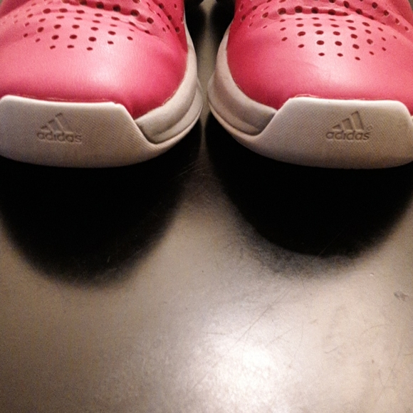 𝐆𝐢𝐫𝐥𝐬 𝐀𝐝𝐢𝐝𝐚𝐬 𝐡𝐨𝐭 𝐩𝐢𝐧𝐤 1 - Picture 4 of 14